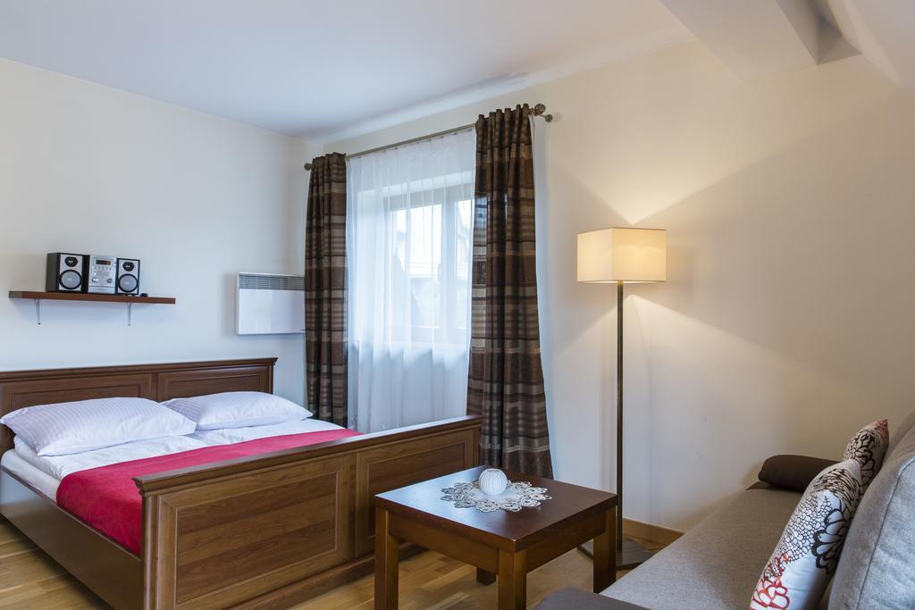 Udanypobyt Apartamenty Snowbird Кошелско Екстериор снимка